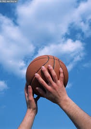 爽看，安菲尔德的观众凭一张门票能看两场红军vs毕包的友谊赛